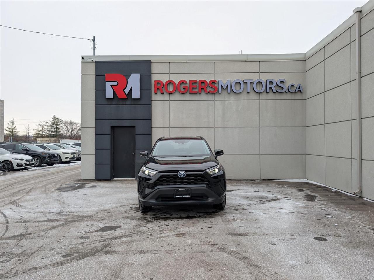 2022 Toyota RAV4 Hybrid XLE AWD - SUNROOF - REVERSE CAM - TECH FEATURES