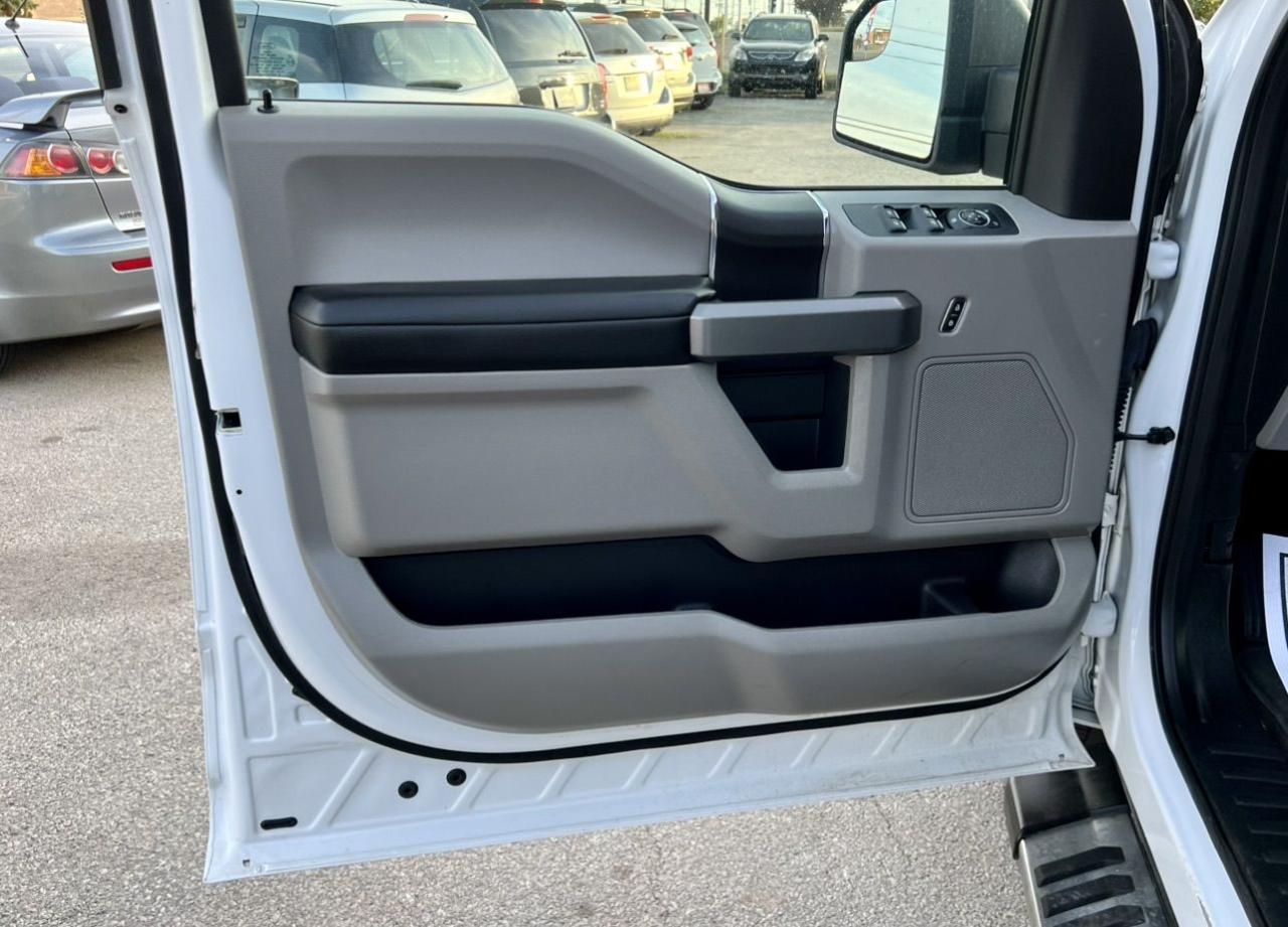2018 Ford F-150  - Photo #12
