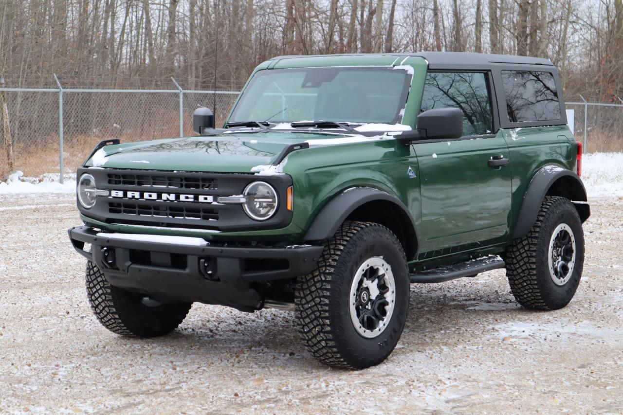 Image - 2022 Ford Bronco Black Diamond