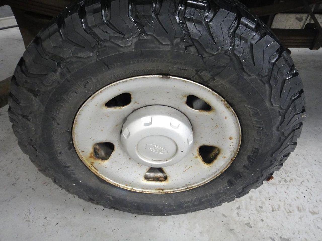 2009 Ford F-350 SUPER DUTY,F 350,4X4,REG CAB Photo