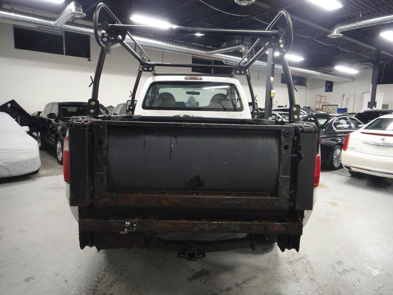2009 Ford F-350 SUPER DUTY,F 350,4X4,REG CAB Photo