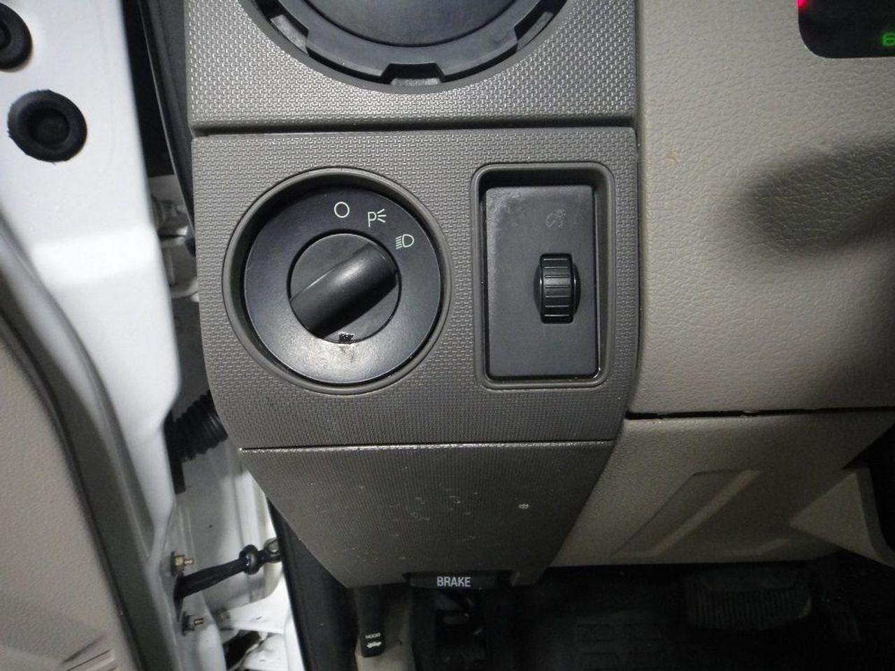 2009 Ford F-350 SUPER DUTY,F 350,4X4,REG CAB Photo
