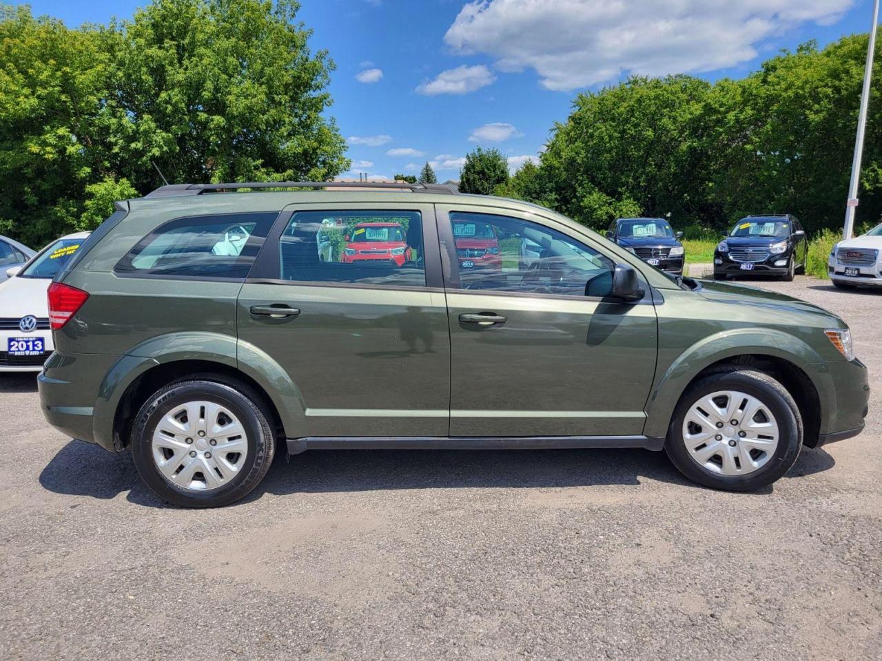 2017 Dodge Journey SE Photo
