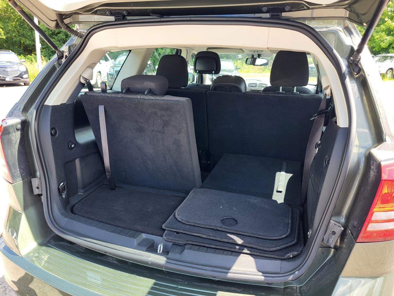 2017 Dodge Journey SE Photo