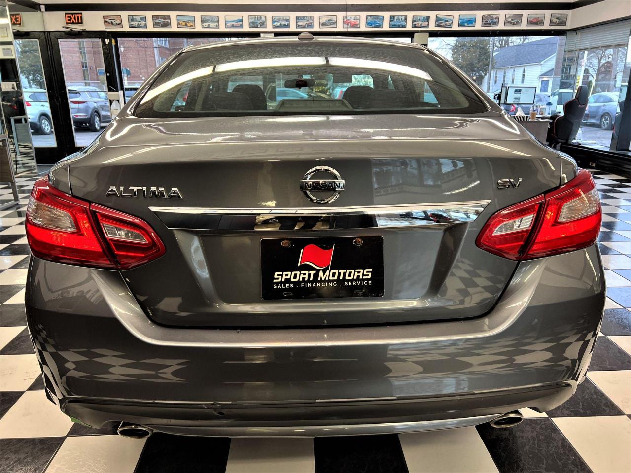 2017 Nissan Altima SV+Camera+Roof+Blind Spot+HeatedSeats+CLEAN CARFAX - Photo #3