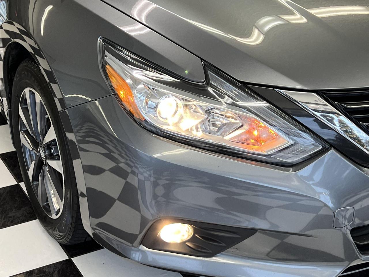 2017 Nissan Altima SV+Camera+Roof+Blind Spot+HeatedSeats+CLEAN CARFAX - Photo #36