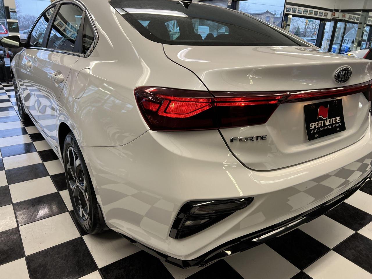 2019 Kia Forte EX+Alloys+LaneKeep+BlindSpot+ApplePlay+CleanCarfax Photo35