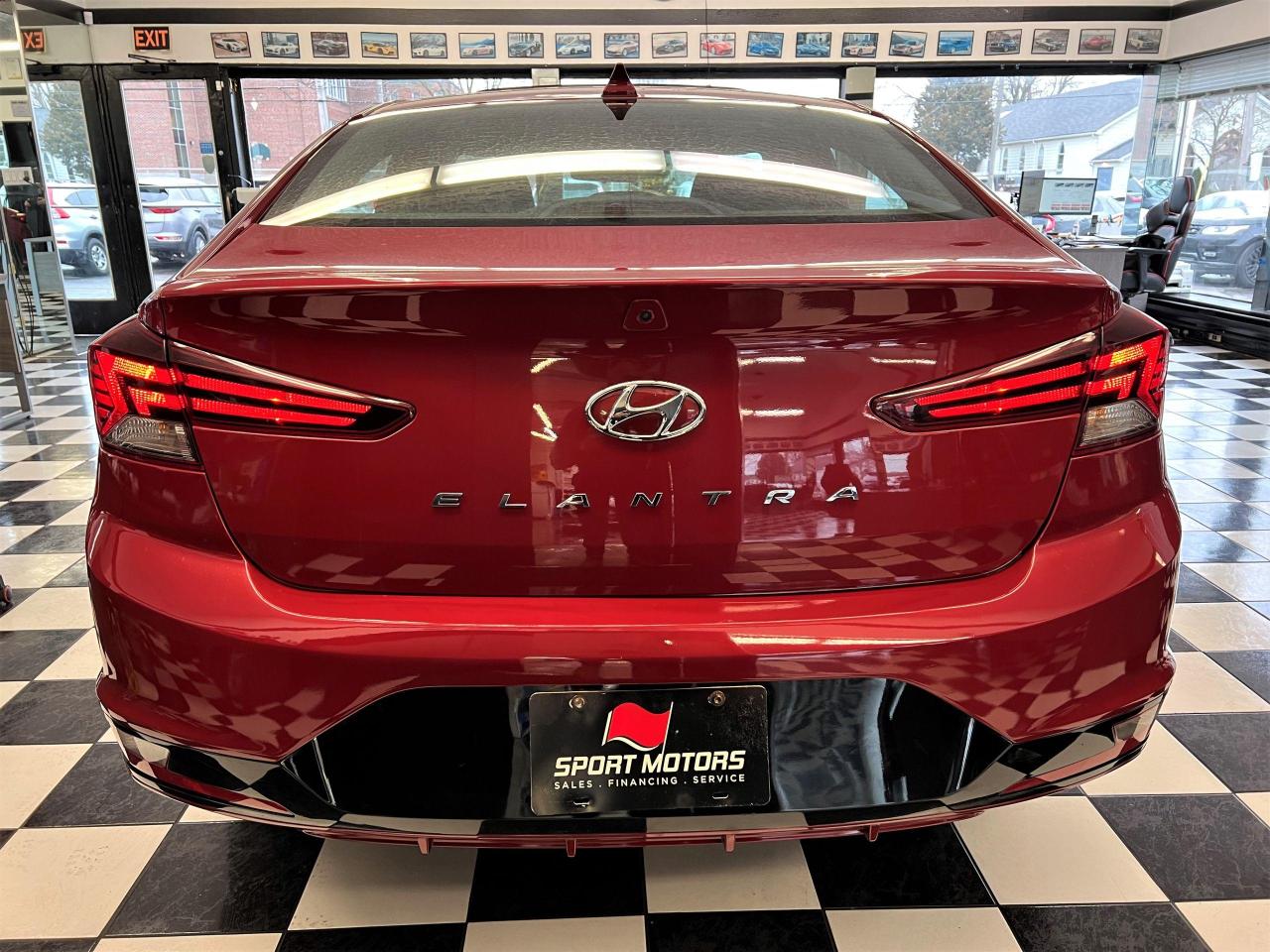 2020 Hyundai Elantra PREFERRED W/SUN & SAFETY+HEATED SEATS+CLEAN CARFAX Photo3