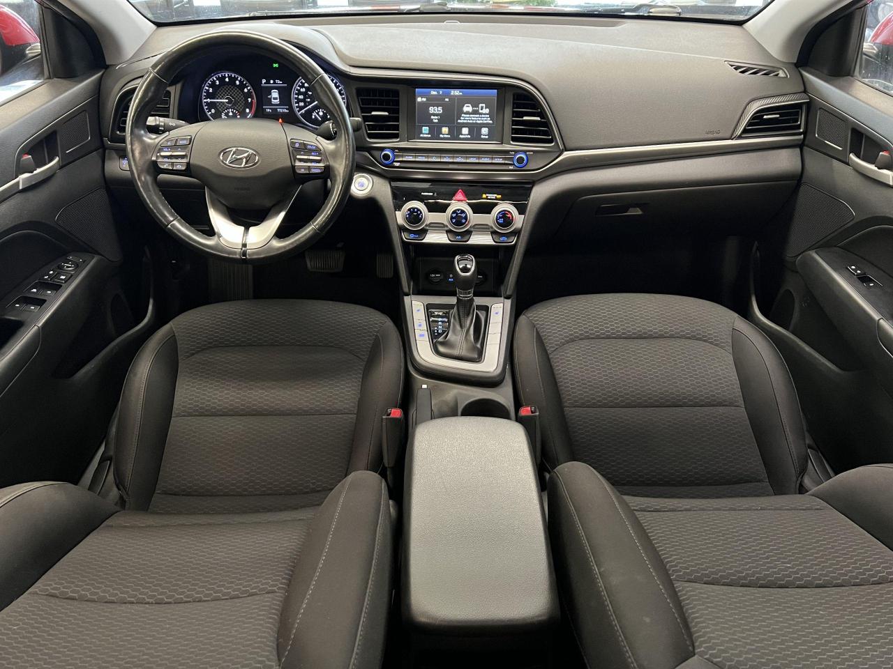 2020 Hyundai Elantra PREFERRED W/SUN & SAFETY+HEATED SEATS+CLEAN CARFAX Photo8