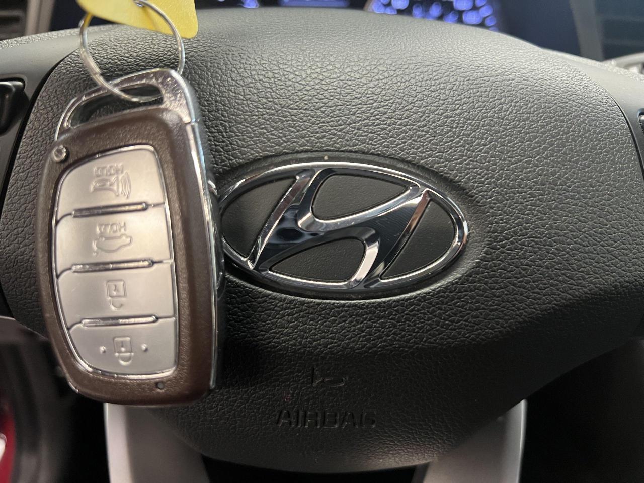 2020 Hyundai Elantra PREFERRED W/SUN & SAFETY+HEATED SEATS+CLEAN CARFAX Photo17