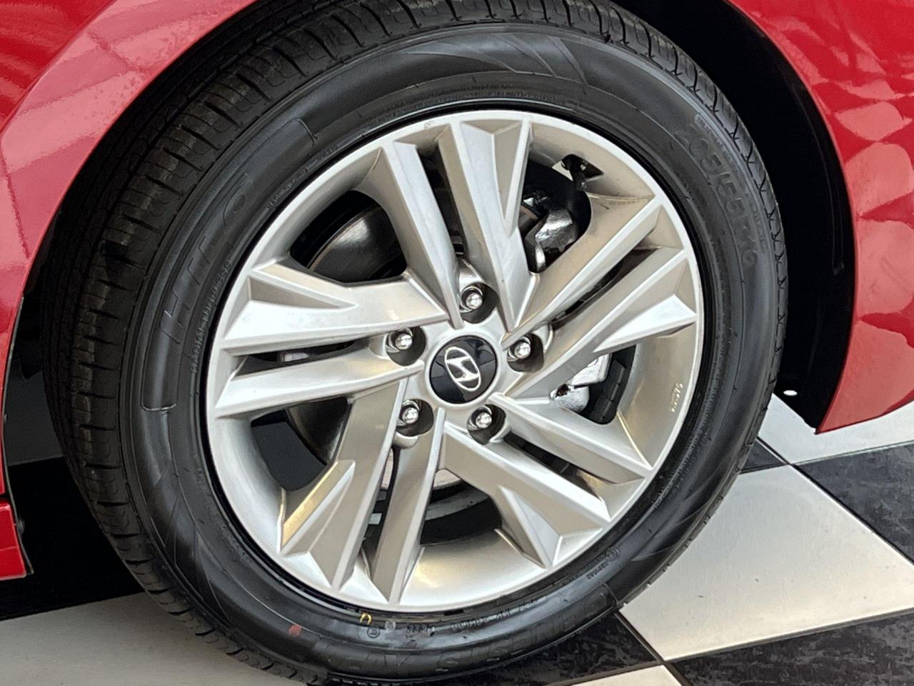 2020 Hyundai Elantra PREFERRED W/SUN & SAFETY+HEATED SEATS+CLEAN CARFAX - Photo #53