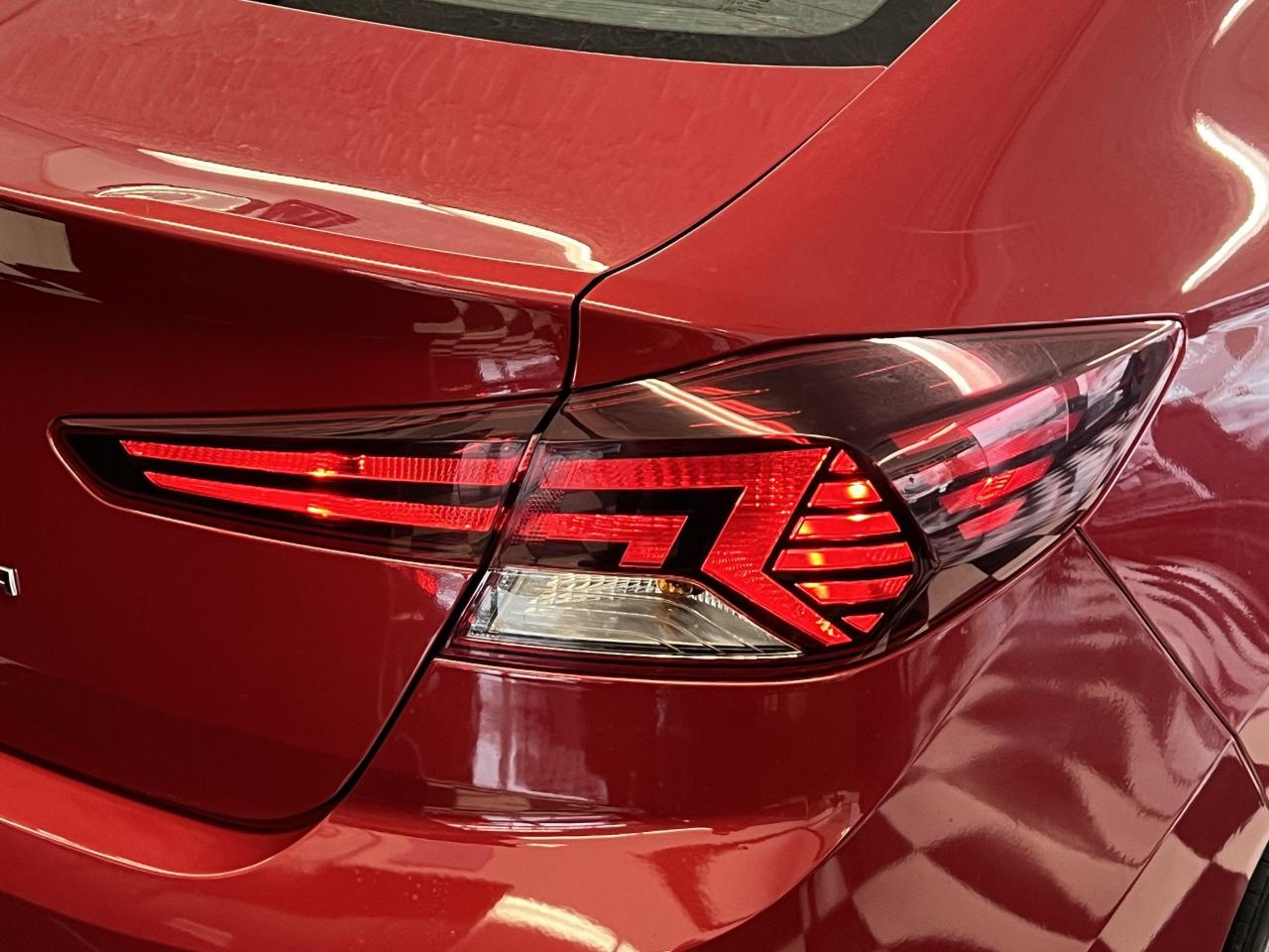 2020 Hyundai Elantra PREFERRED W/SUN & SAFETY+HEATED SEATS+CLEAN CARFAX - Photo #60