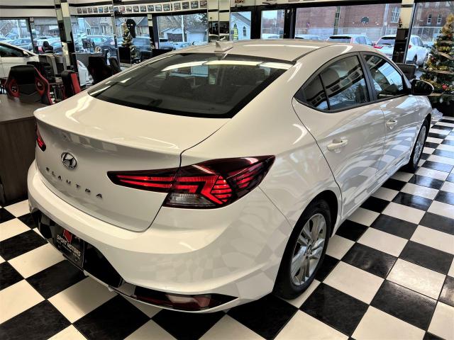 2020 Hyundai Elantra Preferred+ApplePlay+Blind Spot+CLEAN CARFAX Photo4