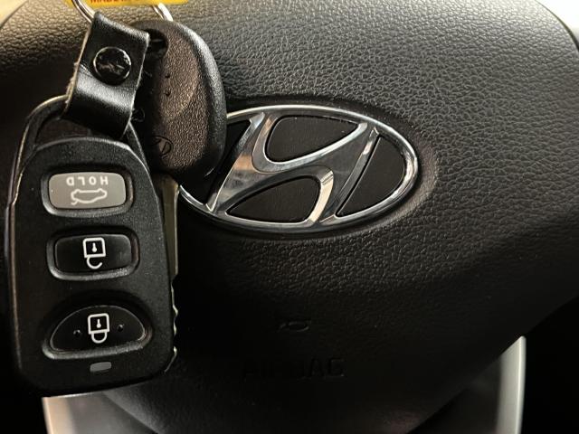 2020 Hyundai Elantra Preferred+ApplePlay+Blind Spot+CLEAN CARFAX Photo14