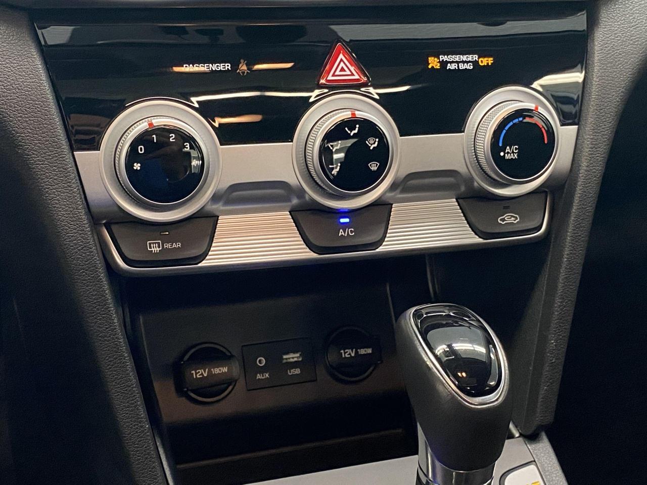 2020 Hyundai Elantra Preferred+ApplePlay+Blind Spot+CLEAN CARFAX Photo30