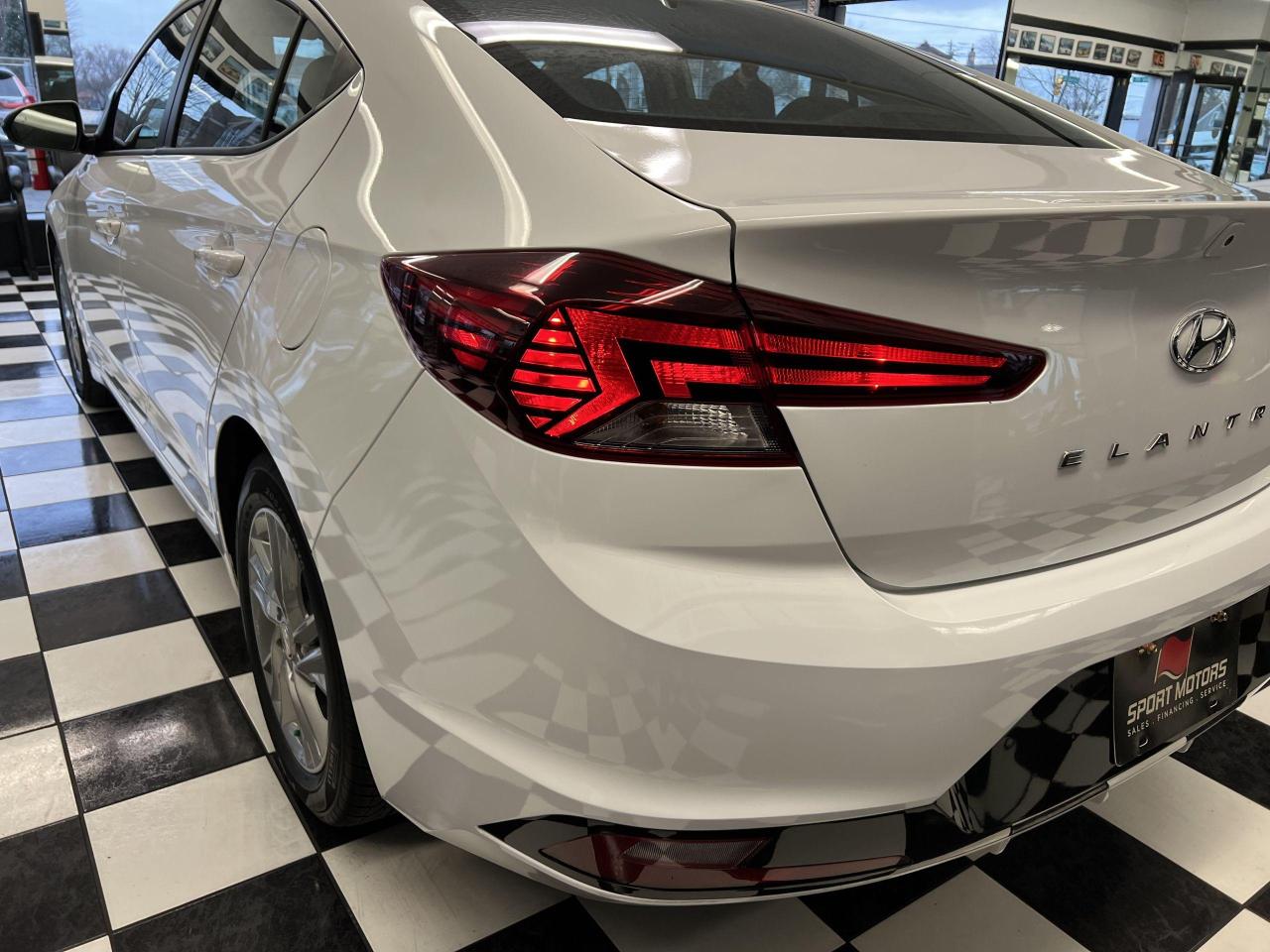 2020 Hyundai Elantra Preferred+ApplePlay+Blind Spot+CLEAN CARFAX Photo34