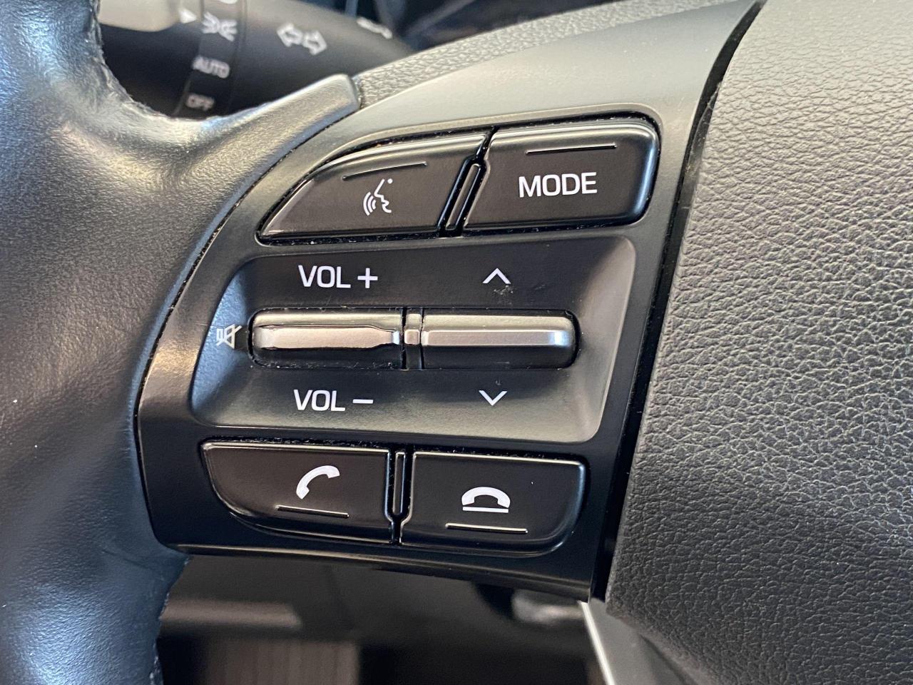 2020 Hyundai Elantra Preferred+ApplePlay+Blind Spot+CLEAN CARFAX - Photo #44