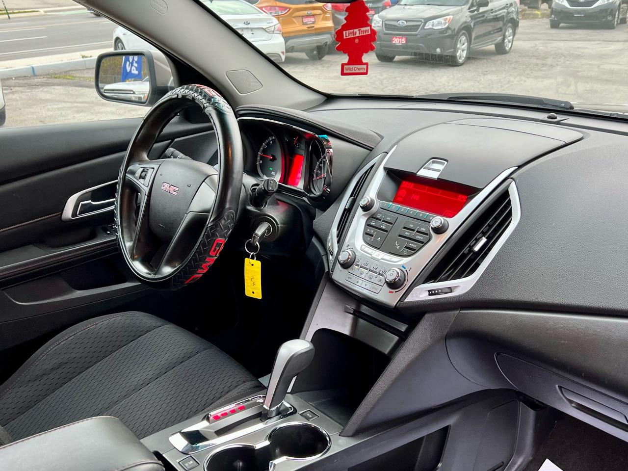 2011 GMC Terrain SLE - Photo #17
