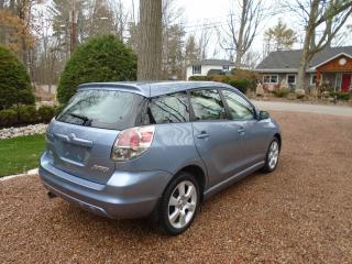 2007 Toyota Matrix 5dr Wgn Auto XR   Available in Sutton - Photo #5
