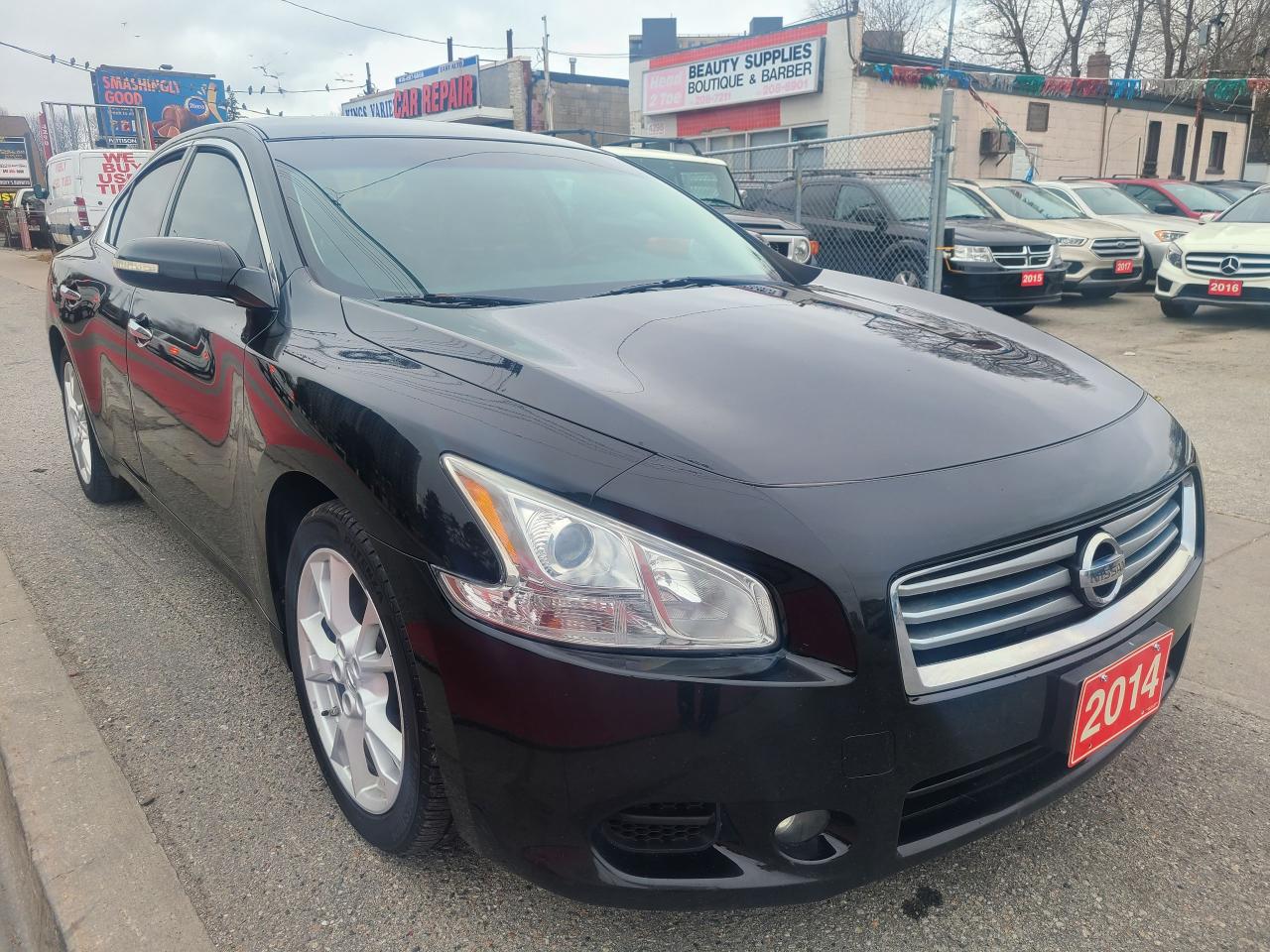 2014 Nissan Maxima 3.5 SV - Leather  - Sunroof  -  Alloys  - Backup Camera - Heated Seats  - Cruise Control -  Nice!!!!!!