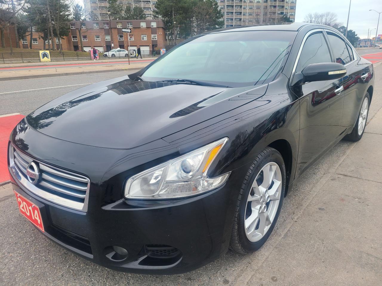 2014 Nissan Maxima 3.5 SV - Leather  - Sunroof  -  Alloys  - Backup Camera - Heated Seats  - Cruise Control -  Nice!!!!!! Photo2