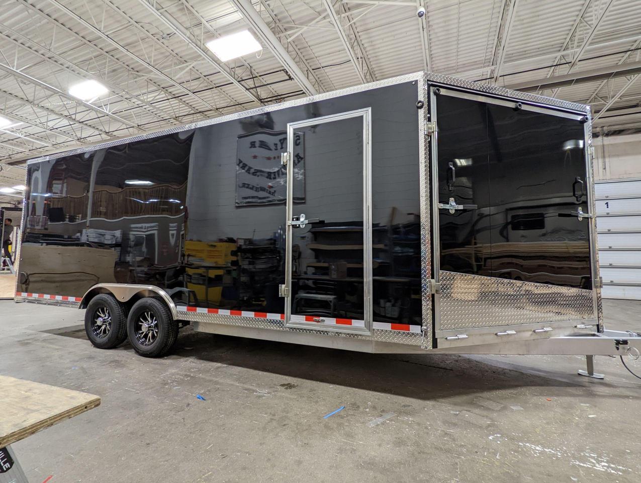 2023 Canadian Trailer Company 8.5x20 V-Nose Cargo Trailer Aluminum Photo12