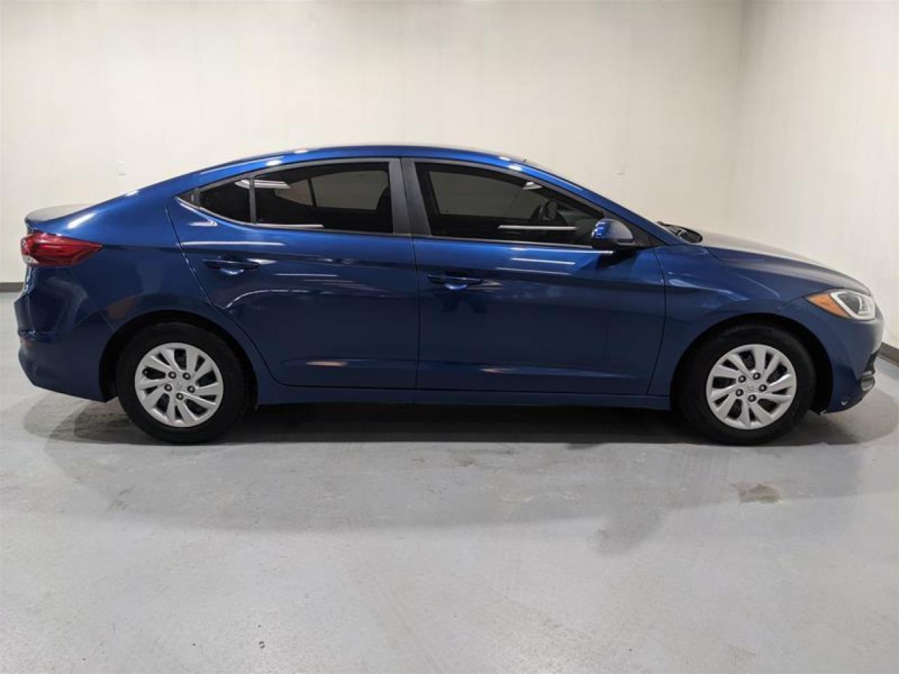 Used 2017 Hyundai Elantra Sedan WE APPROVE ALL CREDIT for sale in Mississauga, ON
