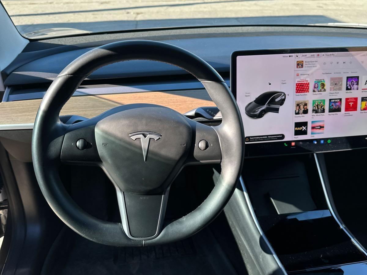 2019 Tesla Model 3 Standard Range - Photo #7