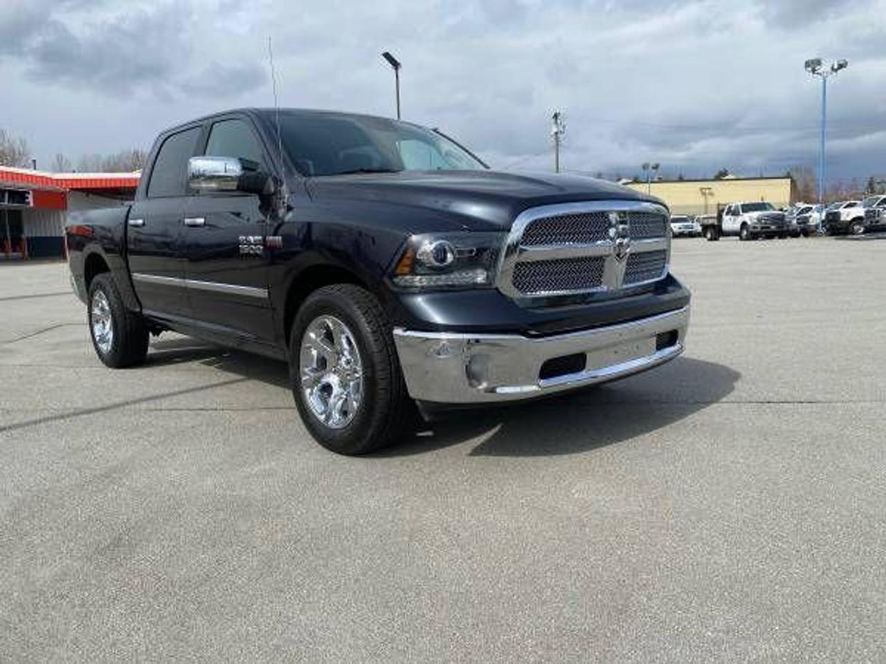 2017 RAM 1500 4WD Crew Cab 140.5" Laramie - Photo #1