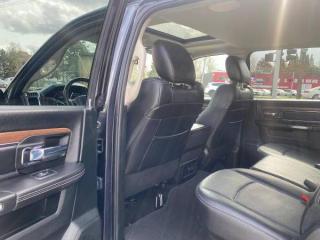 2017 RAM 1500 4WD Crew Cab 140.5" Laramie - Photo #13