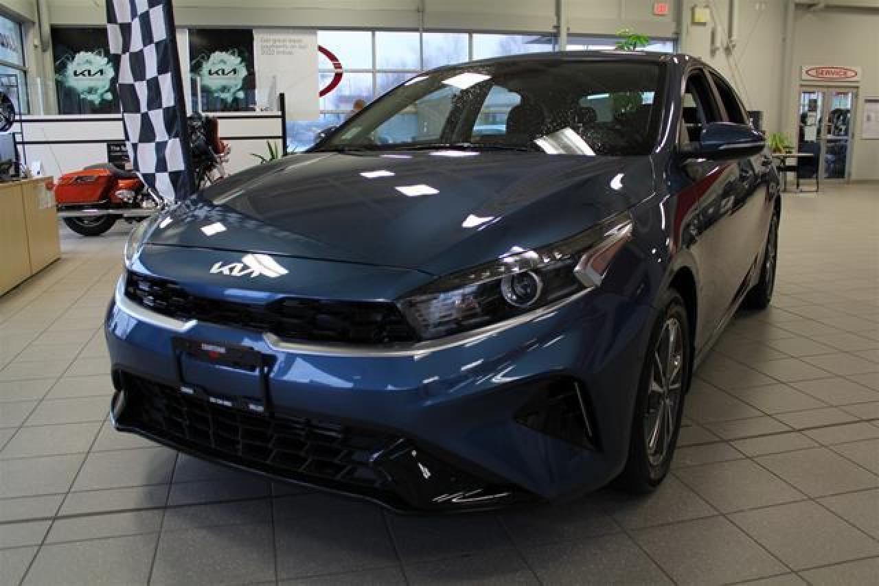 New 2023 Kia Forte5 EX for sale in Courtenay, BC