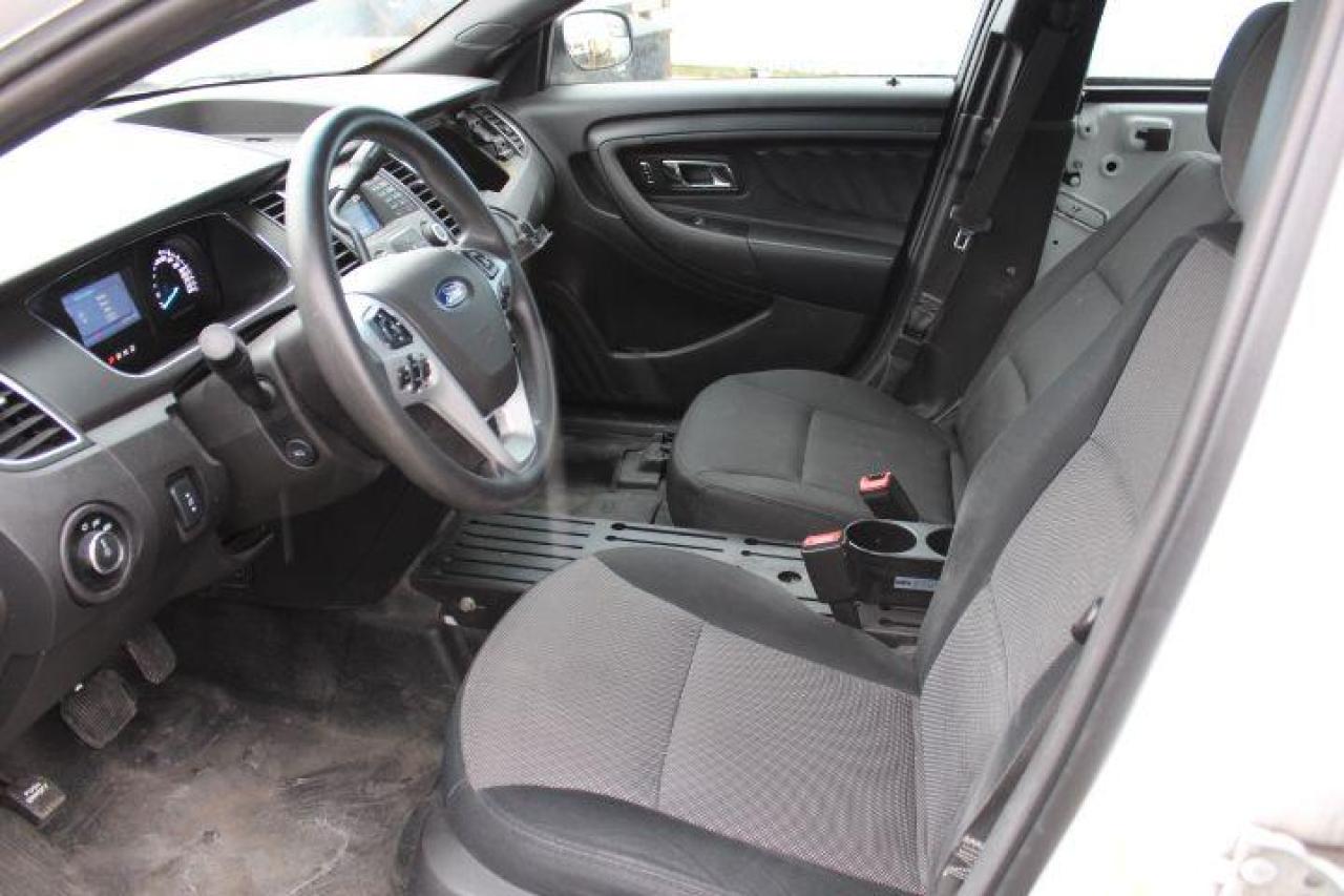 2016 Ford Police Interceptor Utility  Photo3