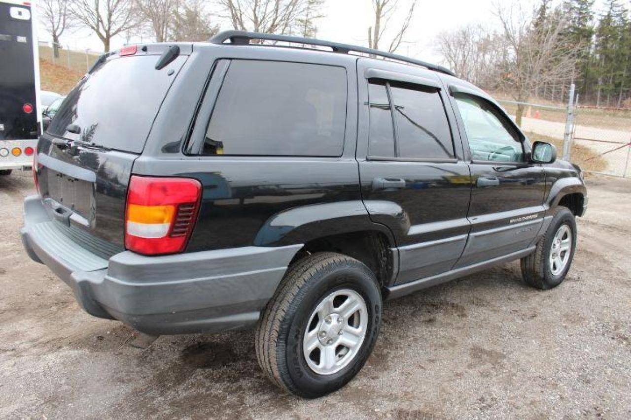 2002 Jeep Grand Cherokee  Photo2