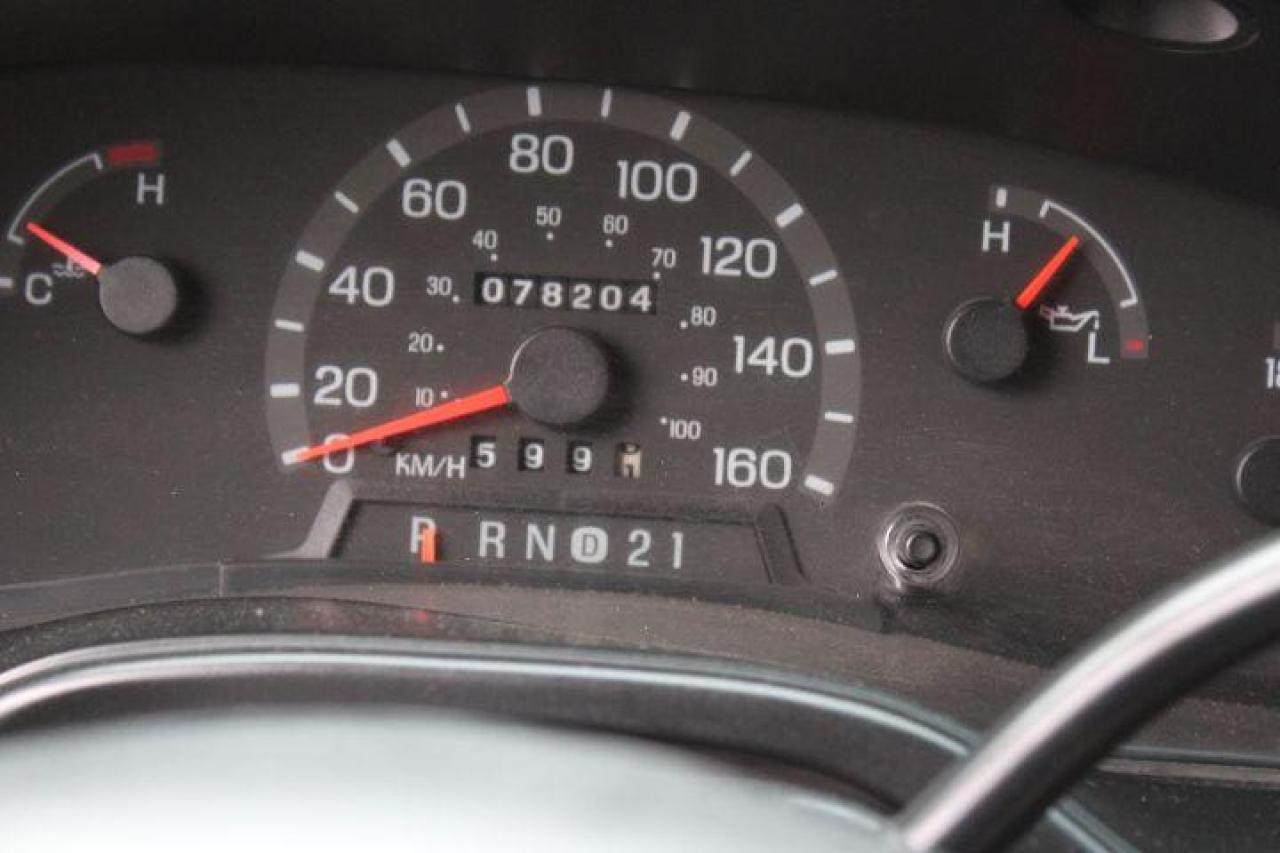 2000 Ford Econoline  Photo