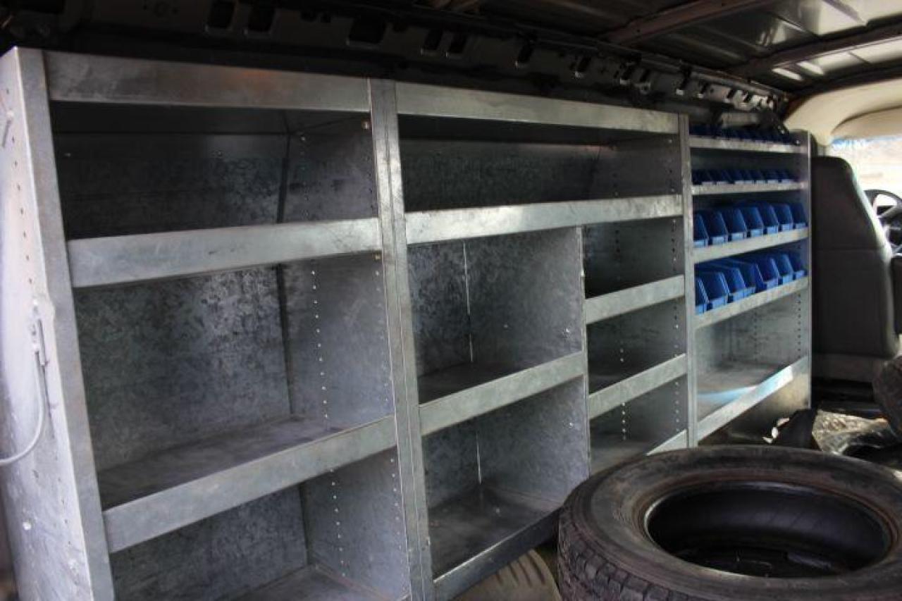 2005 GMC Savana  Photo4