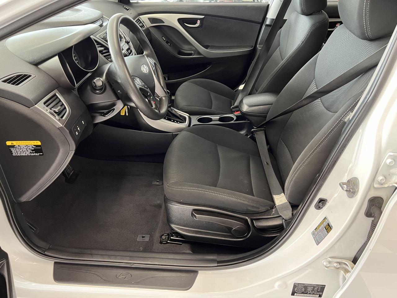 2015 Hyundai Elantra GL+New Tires+Heated Seats+Bluetooth+CLEAN CARFAX Photo70