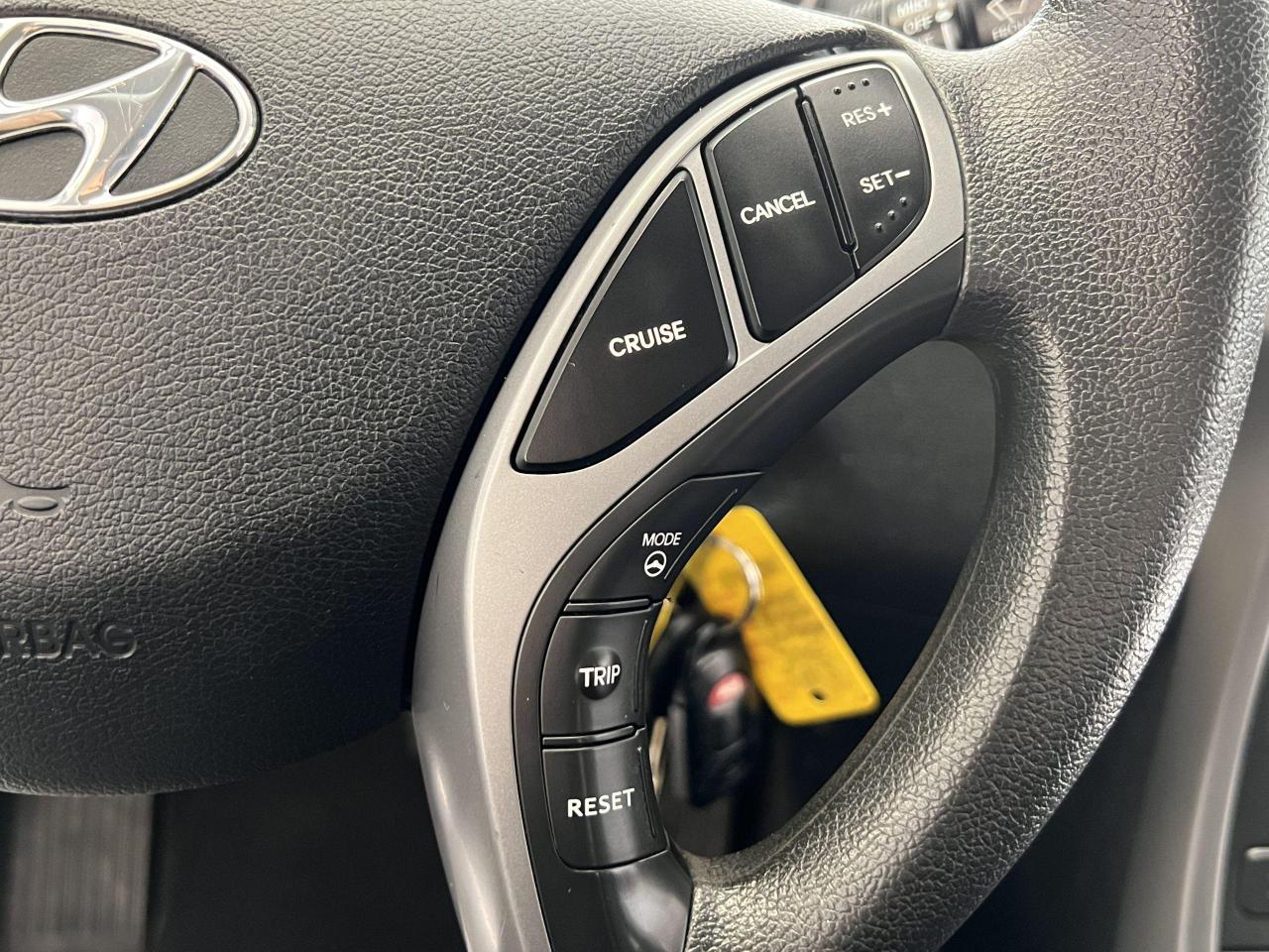 2015 Hyundai Elantra GL+New Tires+Heated Seats+Bluetooth+CLEAN CARFAX - Photo #28