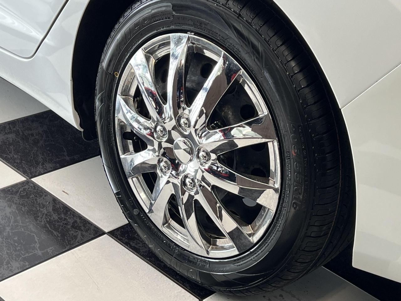 2015 Hyundai Elantra GL+New Tires+Heated Seats+Bluetooth+CLEAN CARFAX - Photo #43