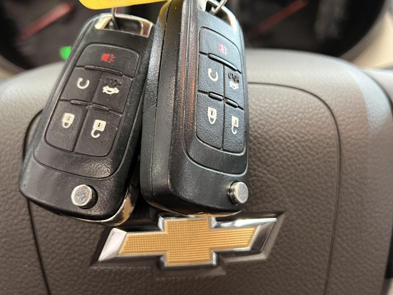 2015 Chevrolet Cruze 2LT+Leather+Roof+Remote Start+Camera+CLEAN CARFAX - Photo #17