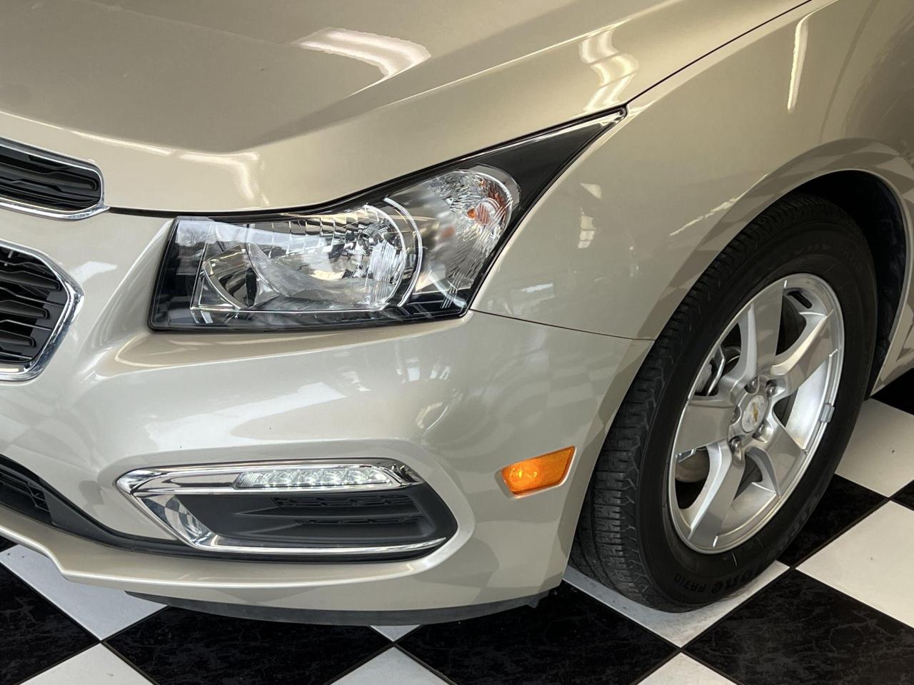 2015 Chevrolet Cruze 2LT+Leather+Roof+Remote Start+Camera+CLEAN CARFAX - Photo #39