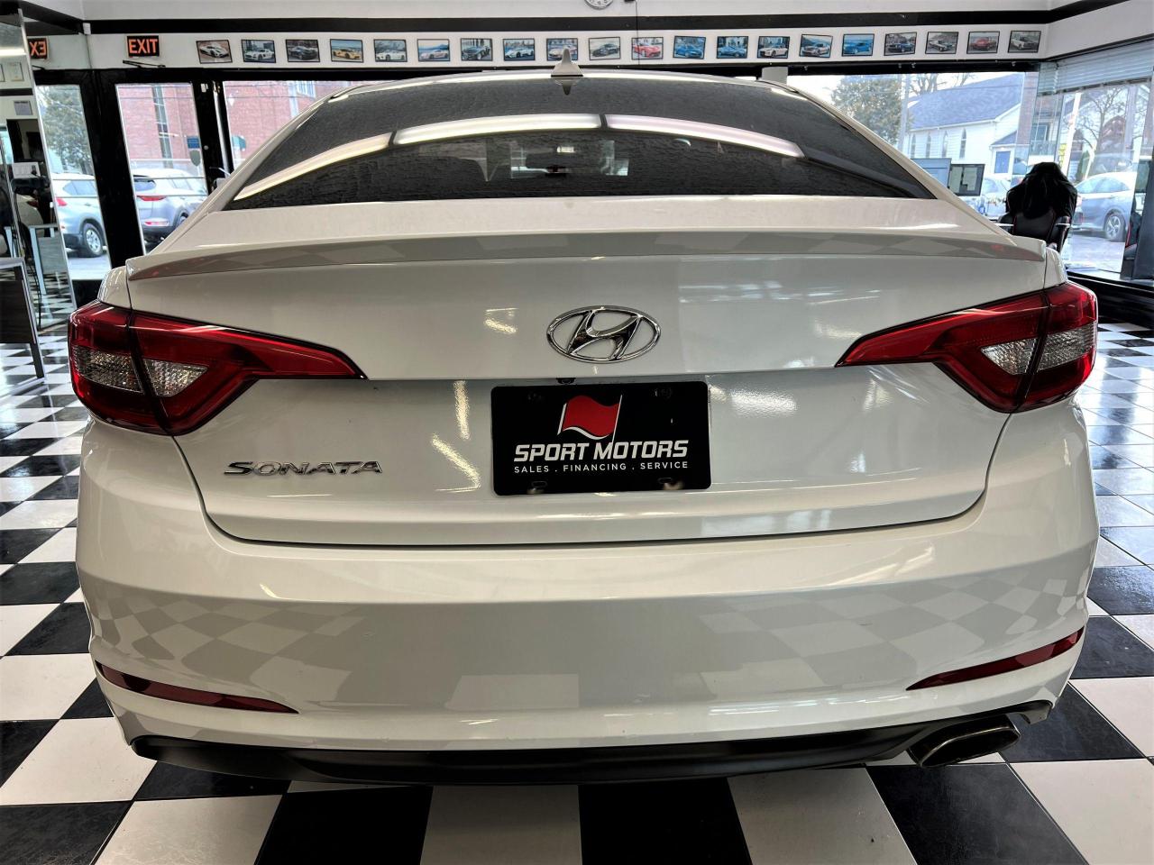 2015 Hyundai Sonata GL+New Tires+Camera+Bluetooth+Heated Seats Photo3