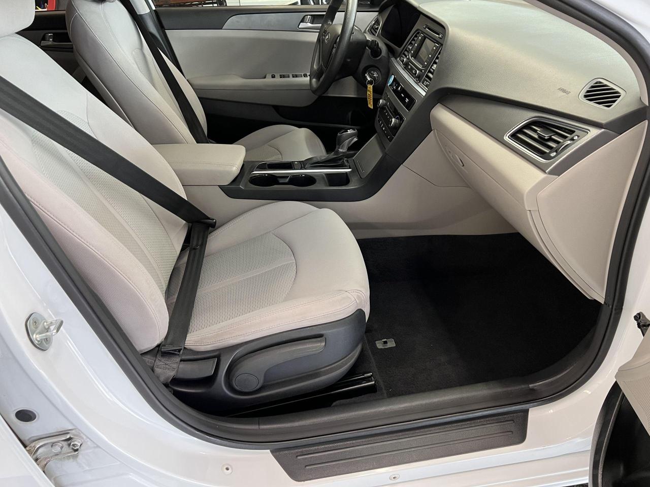 2015 Hyundai Sonata GL+New Tires+Camera+Bluetooth+Heated Seats Photo72