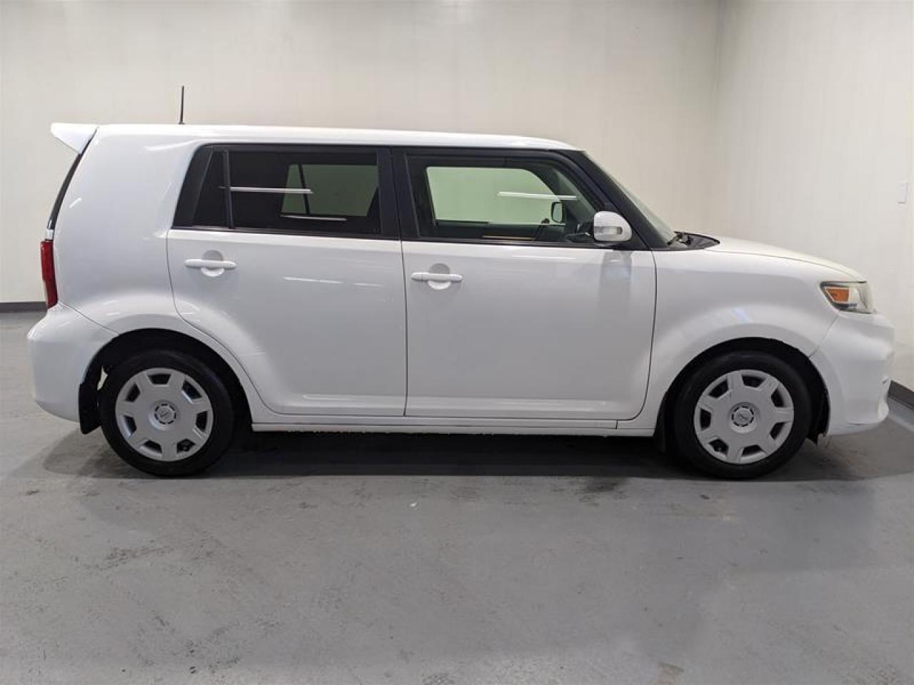 Used 2012 Scion xB WE APPROVE ALL CREDIT for sale in Mississauga, ON