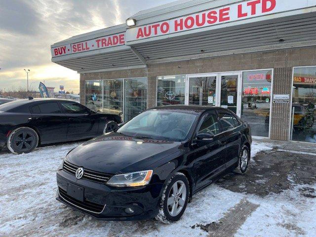 Used 2013 Volkswagen Jetta Sedan COMFORTLINE DIESEL SUNROOF HEATED SEATS for sale in Calgary, AB