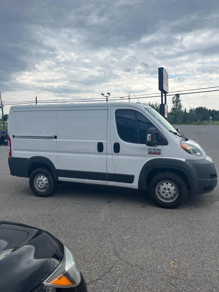 2015 RAM ProMaster Cargo Van 1500 118WB **Turbo Diesel** - Photo #7