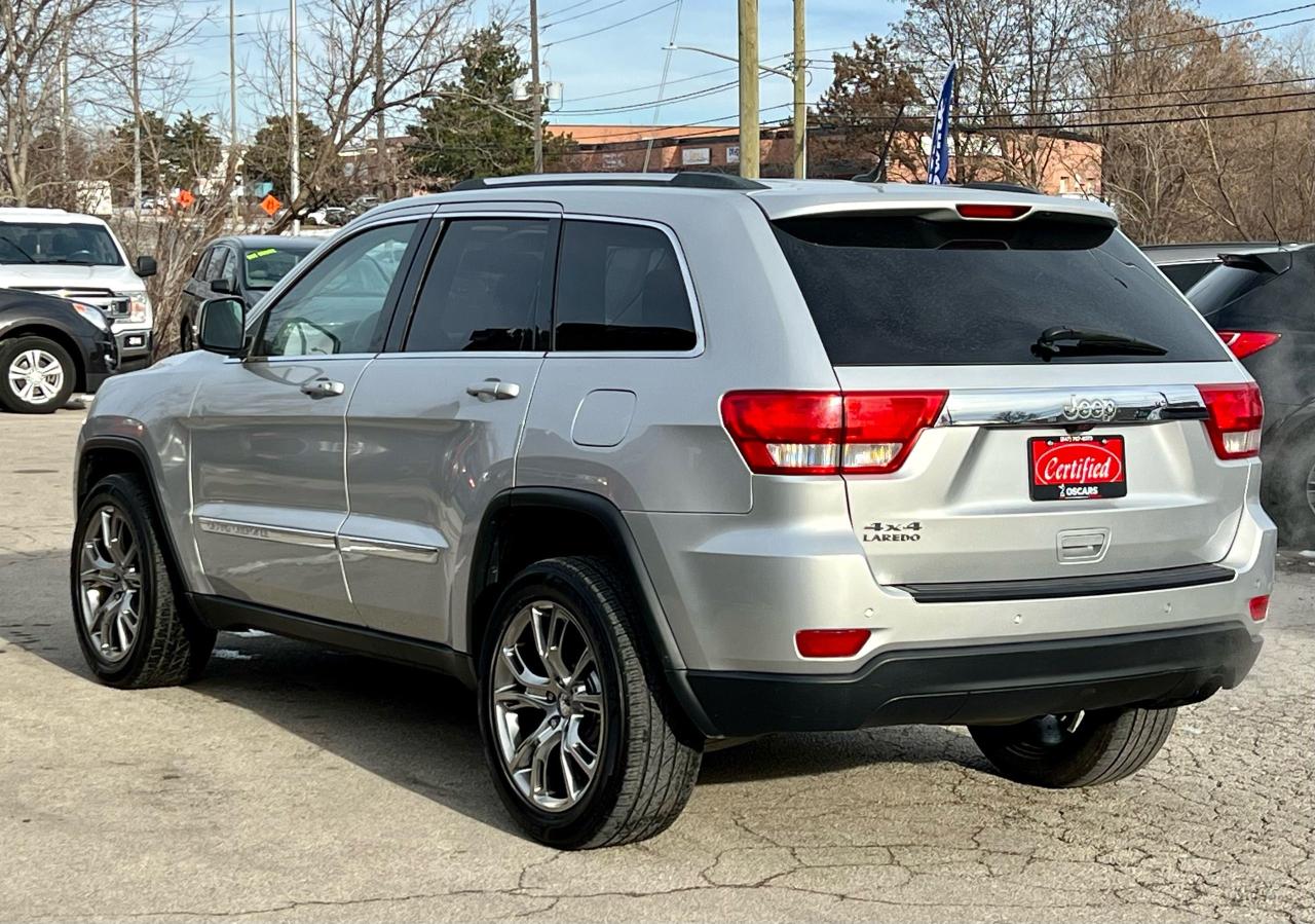2012 Jeep Grand Cherokee Laredo Photo2