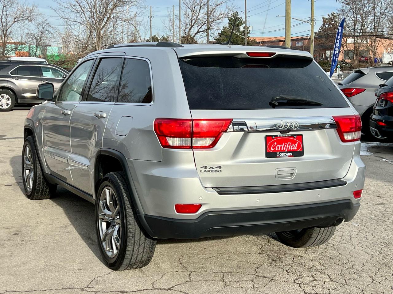 2012 Jeep Grand Cherokee Laredo Photo3