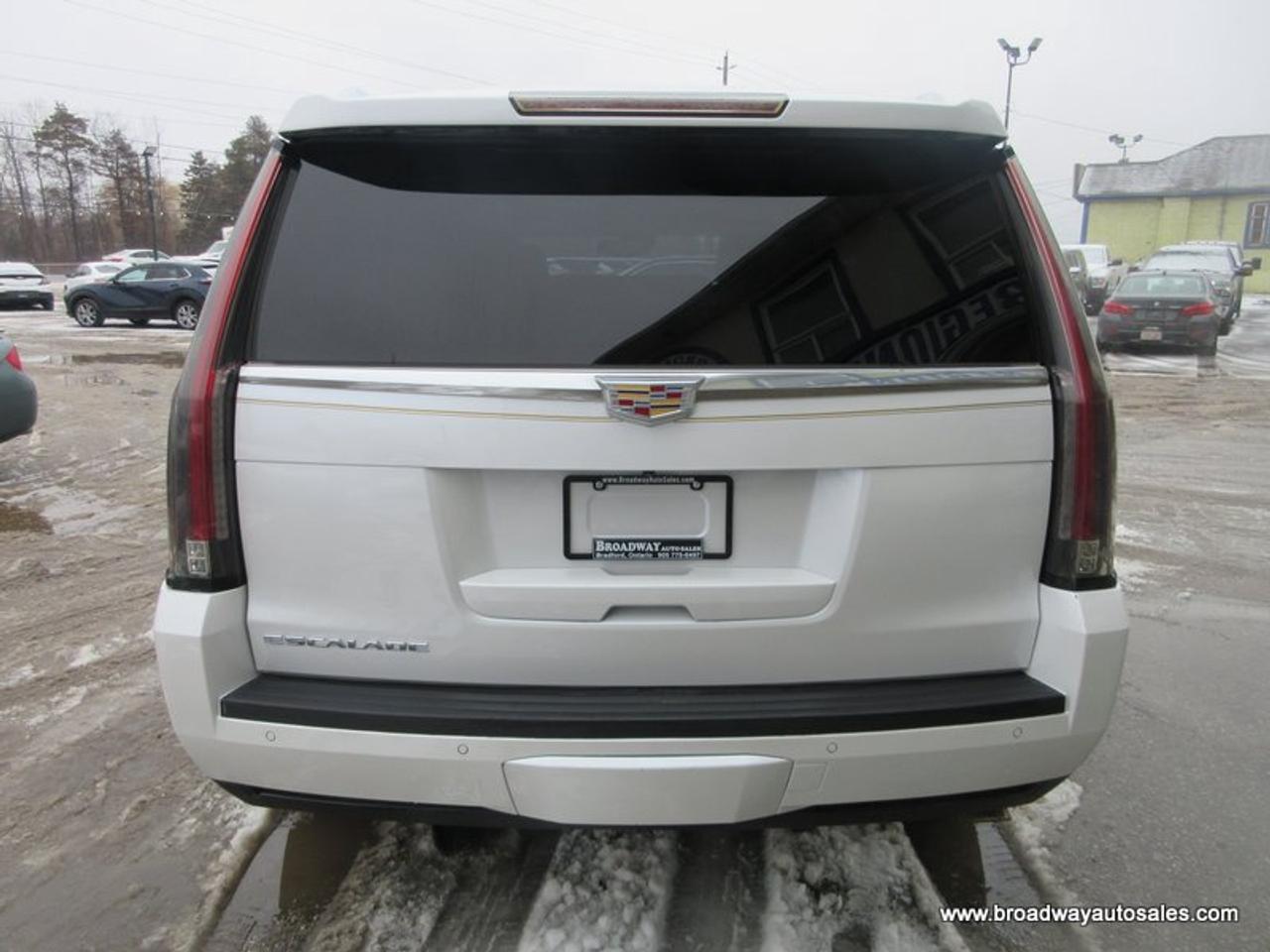 2016 Cadillac Escalade LOADED PREMIUM-MODEL 7 PASSENGER 6.2L - V8.. 4X4.. CAPTAINS.. 3RD ROW.. NAVIGATION.. DVD PLAYER.. SUNROOF.. LEATHER.. HEATED SEATS & WHEEL.. Photo