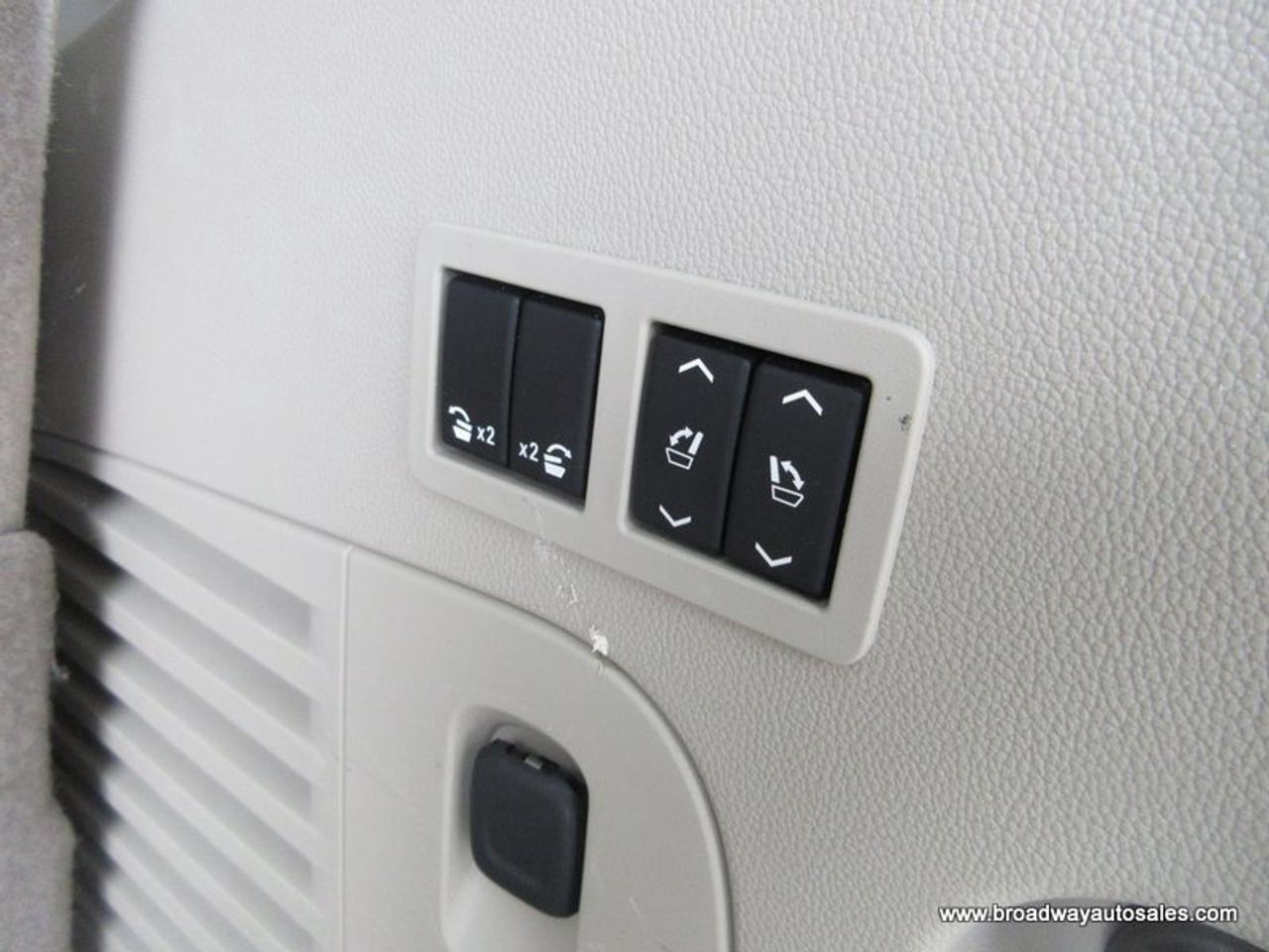 2016 Cadillac Escalade LOADED PREMIUM-MODEL 7 PASSENGER 6.2L - V8.. 4X4.. CAPTAINS.. 3RD ROW.. NAVIGATION.. DVD PLAYER.. SUNROOF.. LEATHER.. HEATED SEATS & WHEEL.. Photo