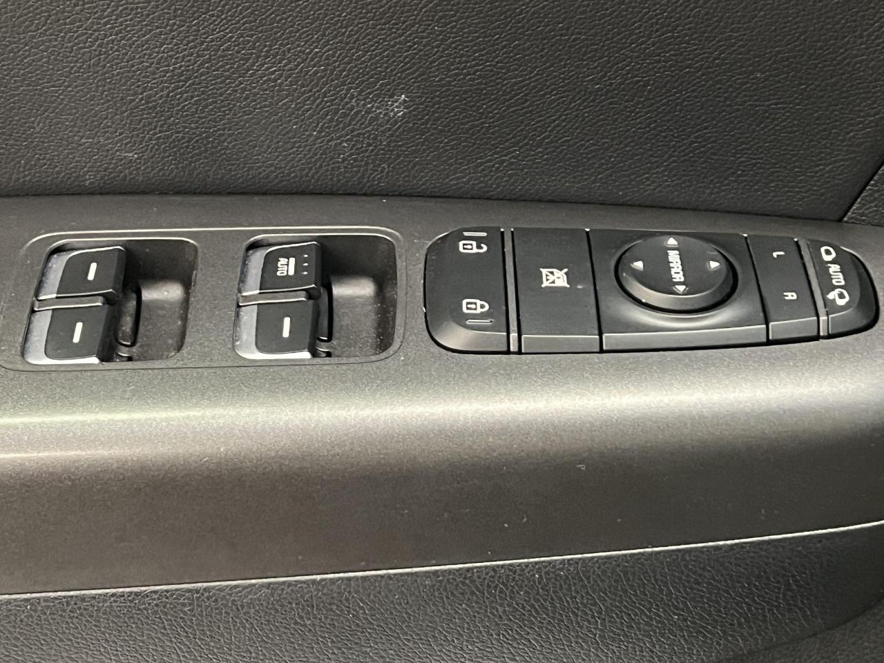 2018 Kia Sportage EX AWD+Leather+ApplePlay+Remote Start+CLEAN CARFAX - Photo #42